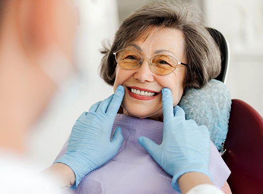 Daily benefits of dental implants include smiling with confidence