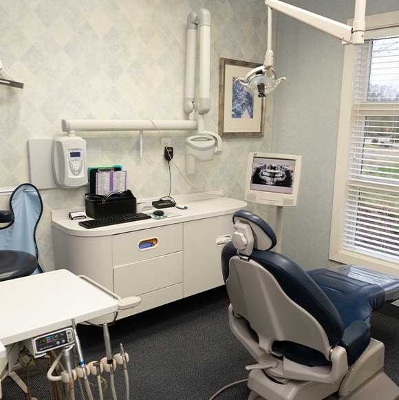 Modern dental office treatment room